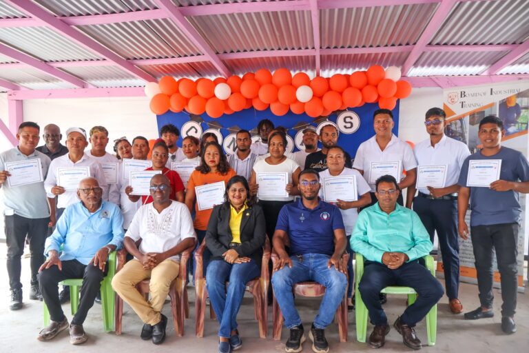 𝐎𝐫𝐞𝐚𝐥𝐥𝐚 𝐨𝐧 𝐭𝐡𝐞 𝐑𝐢𝐬𝐞! 𝟑𝟓 𝐑𝐞𝐬𝐢𝐝𝐞𝐧𝐭𝐬 𝐆𝐫𝐚𝐝𝐮𝐚𝐭𝐞 𝐰𝐢𝐭𝐡 𝐍𝐞𝐰 𝐓𝐞𝐜𝐡𝐧𝐢𝐜𝐚𝐥 𝐒𝐤𝐢𝐥𝐥𝐬